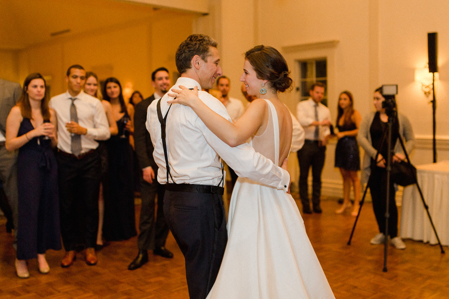 bride-and-father-dancing