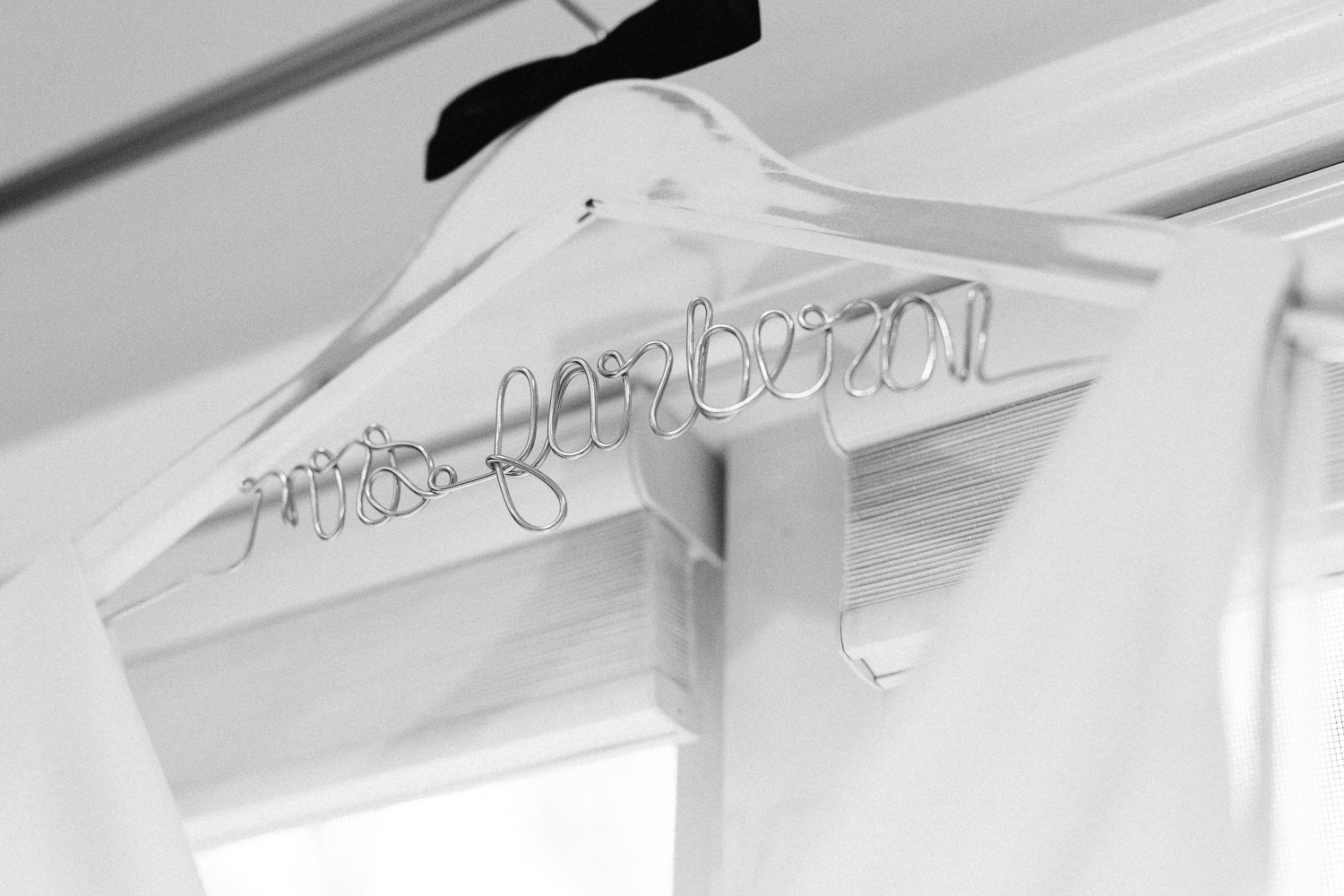 wedding-dress-hanger